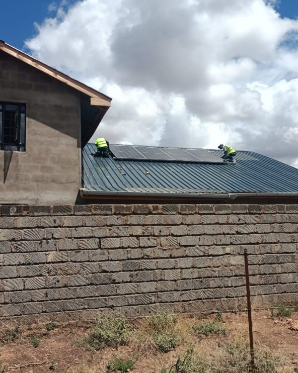 Hybrid solar installation